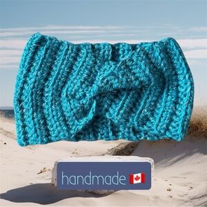 2 for $30 🆕Teal Crochet Headband